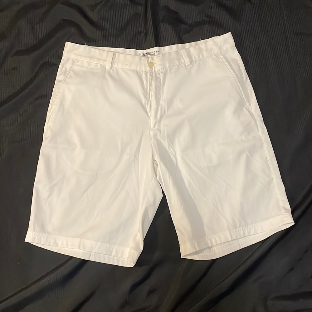 Nike Golf. Tour Performance. Dri-Fit Shorts. Size 36